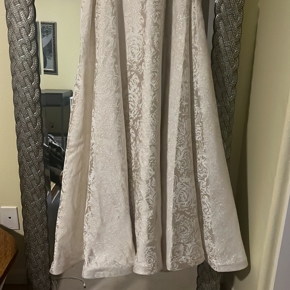 WINDSOR: Ivory, gold design sparkly long dress - Picture 4 of 10